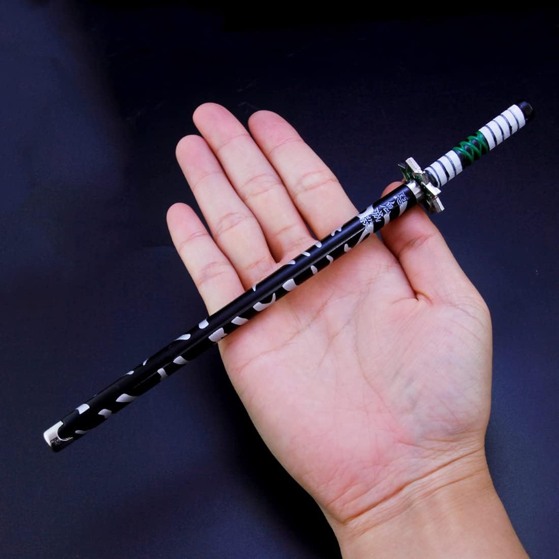 Demon Slayer Kimetsu No Yaiba Signature Pen Samurai Sword Katana sanemi shinazugawa accessories قاتل الشياطين قلم كتابة بشكل سيف سانمي