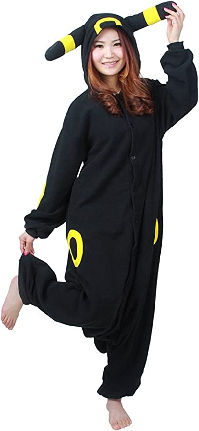 Onesies  ملابس بوكيمون أسود وأصفر كوسبلاي ملابس تنكريه بيجامة قطعة واحدة بتصميم حيوانات للكبار ملابس نوم بقلنسوة، ملابس منزل للهالوين والاحتفالات