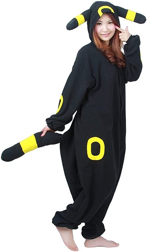 Onesies  ملابس بوكيمون أسود وأصفر كوسبلاي ملابس تنكريه بيجامة قطعة واحدة بتصميم حيوانات للكبار ملابس نوم بقلنسوة، ملابس منزل للهالوين والاحتفالات