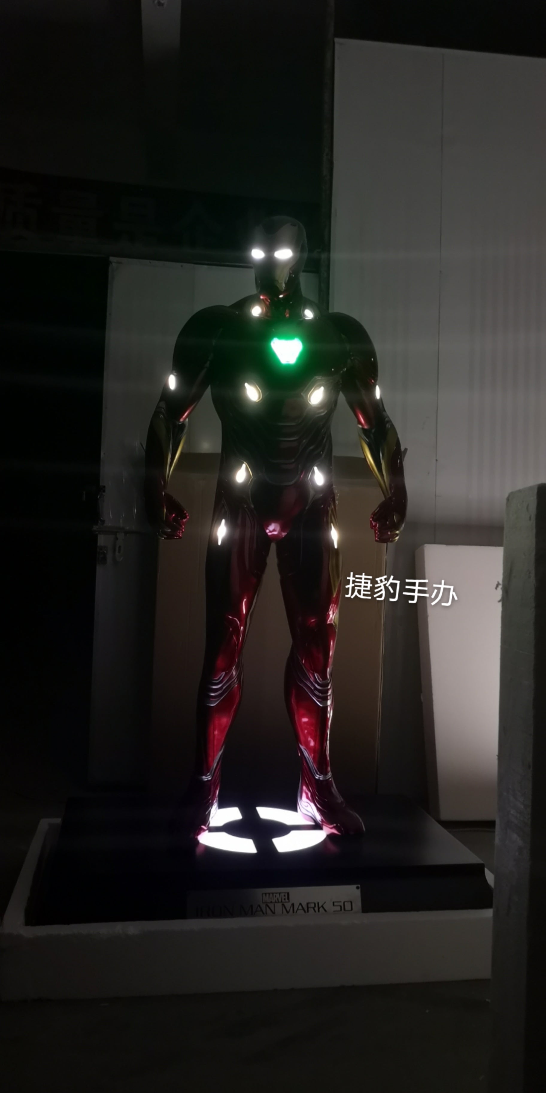 Iron Man Preorder Life Size Statue مجسم أيرون مان.